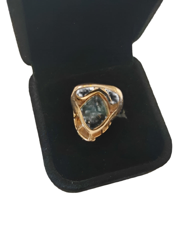 VTG Sparkling Swiss Blue Topaz & 14K Gold Cocktail Ring, Size 4, COA Included