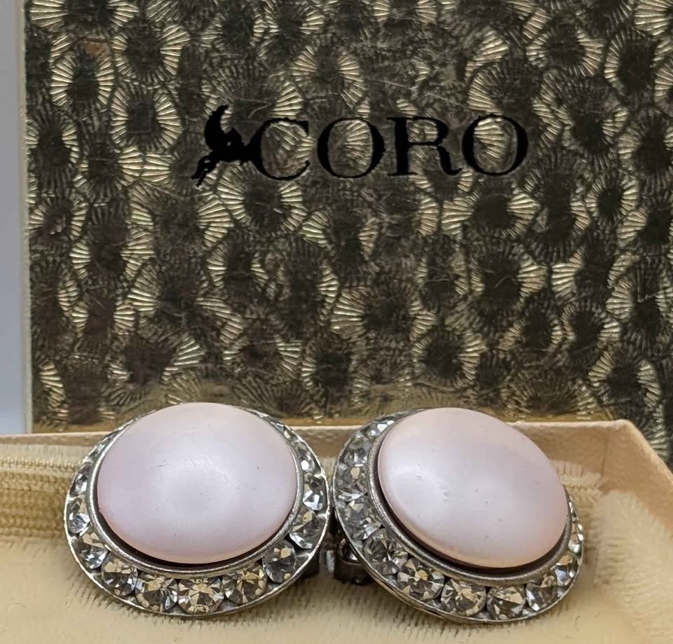VTG CORO Blush Pink Enamel and Rhinestone clip-on earrings, Signed