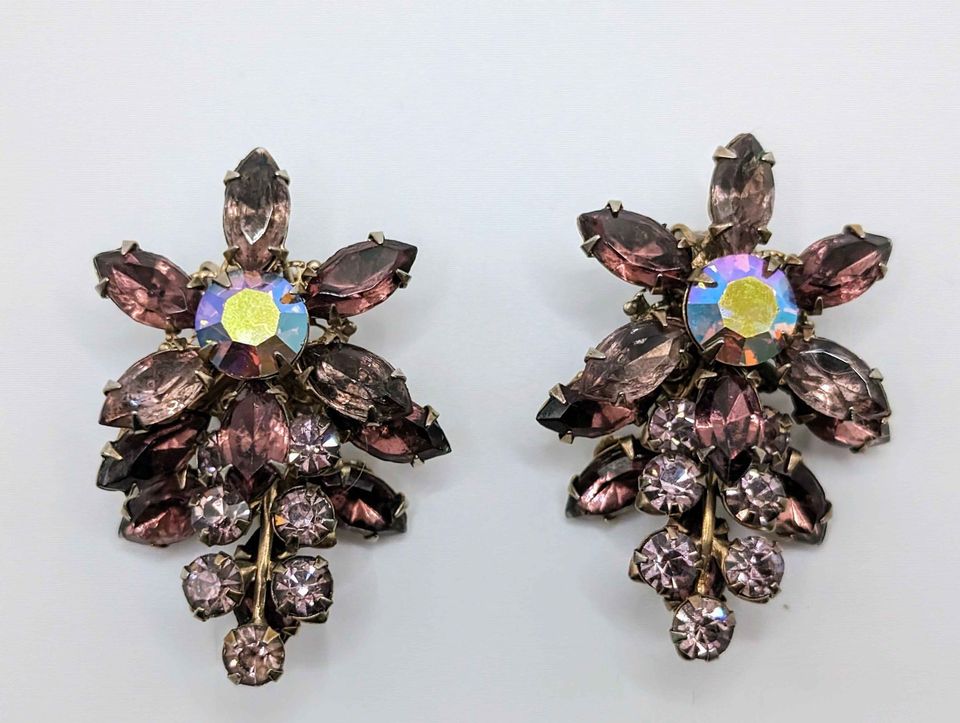 VTG Lavender crystal flower clip on earrings