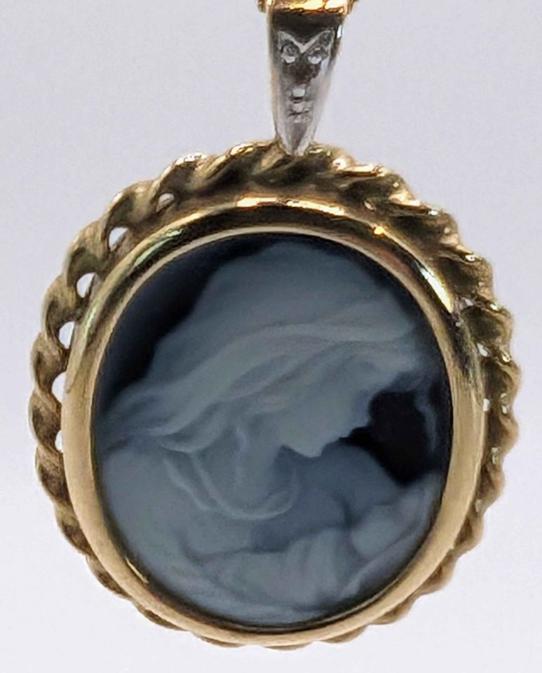 VTG Italian 10k gold & Diamond Necklace; Mother and Child Cameo on black agate - Rare Find!