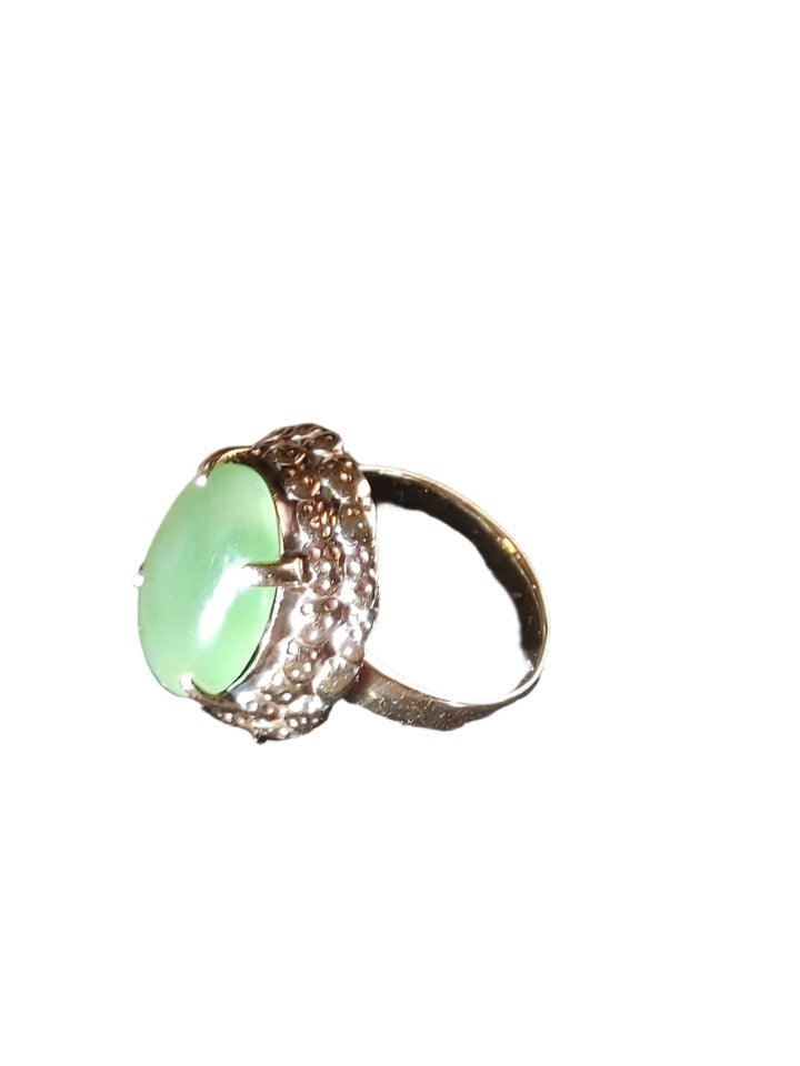 18K GOLD NEPHRITE JADE RING, size 7.14, Stamped, COA Included