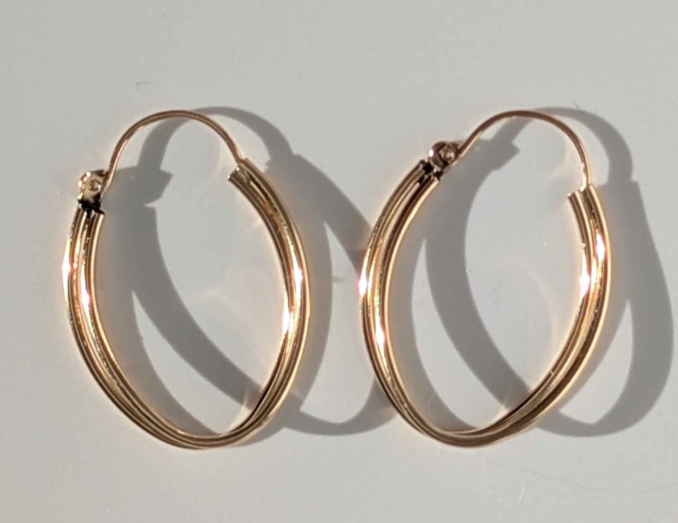 Stunning 14k Gold Double Hoop Earrings