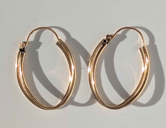 Stunning 14k Gold Double Hoop Earrings