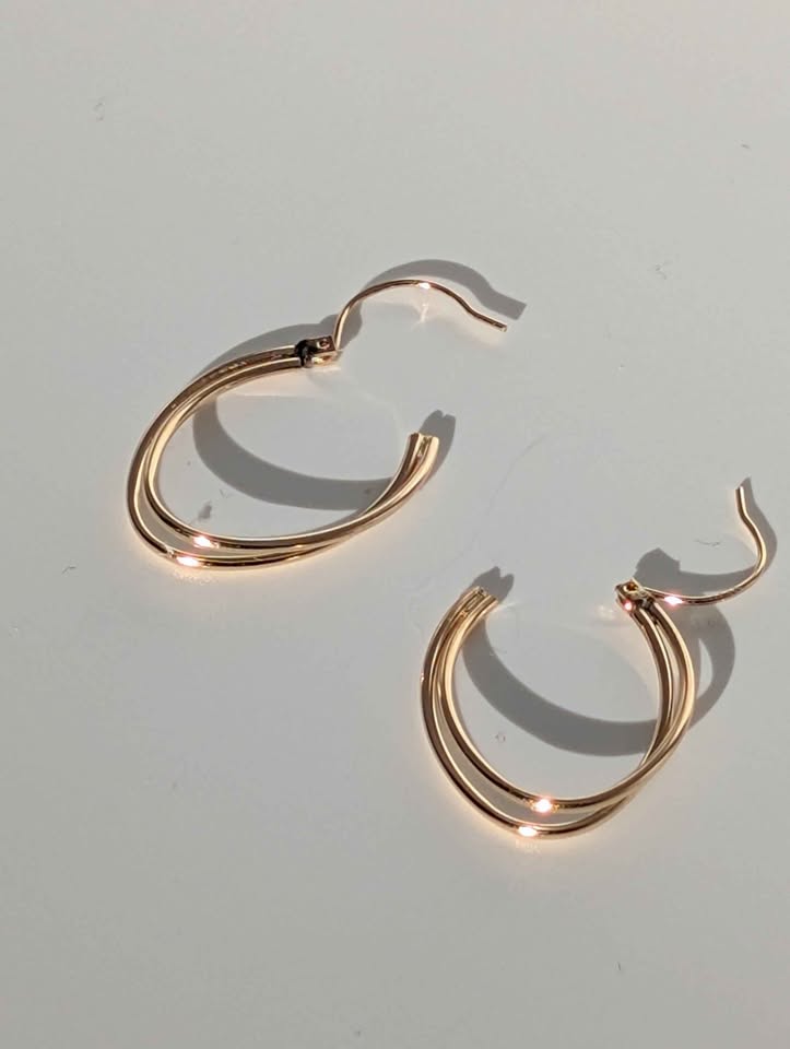 Stunning 14k Gold Double Hoop Earrings