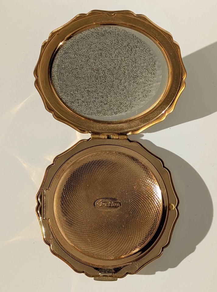 Stratton of England Green Powder Compact