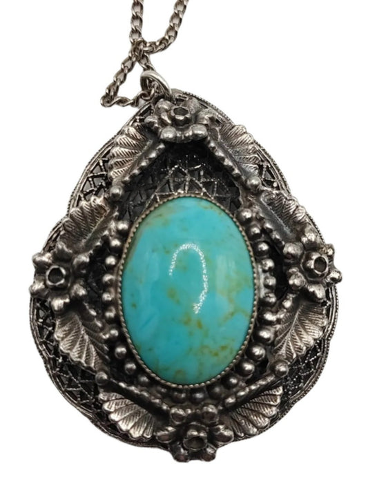 VTG Necklace with Decorative Flower Pattern Metalwork